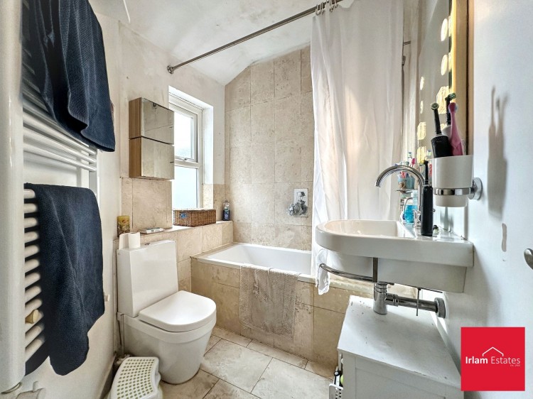 Images for Russell Street, Eccles, M30 EAID:3405264228 BID:2714ea13-4875-41c2-9250-130c9b5cb2ff