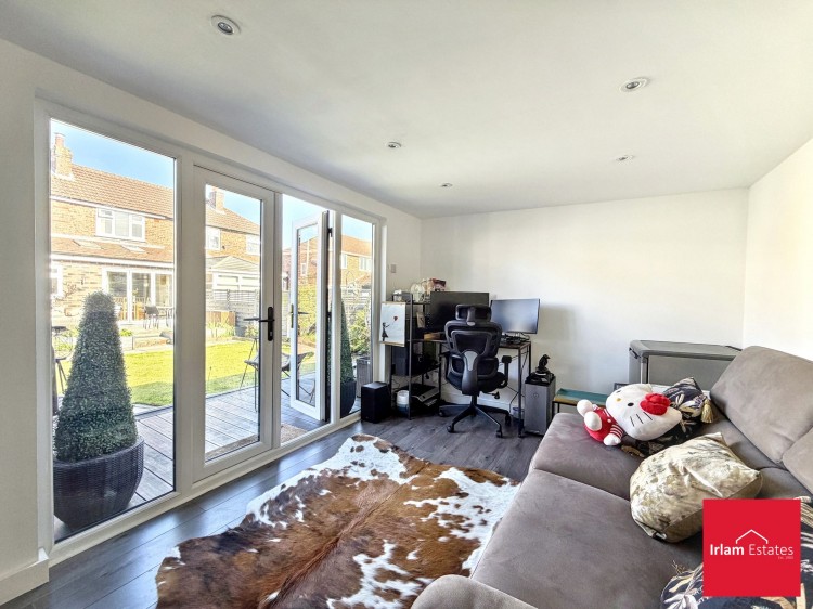 Images for Silverdale Avenue, Irlam, M44 EAID:3405264228 BID:2714ea13-4875-41c2-9250-130c9b5cb2ff