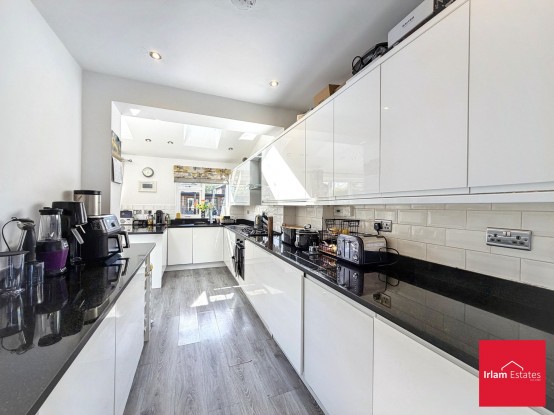 Images for Silverdale Avenue, Irlam, M44 EAID:3405264228 BID:2714ea13-4875-41c2-9250-130c9b5cb2ff