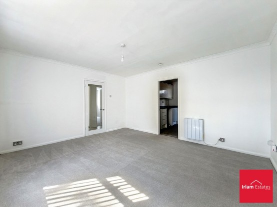 Images for Silver Street, Irlam, M44 EAID:3405264228 BID:2714ea13-4875-41c2-9250-130c9b5cb2ff