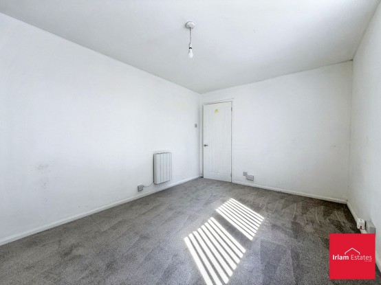 Images for Silver Street, Irlam, M44 EAID:3405264228 BID:2714ea13-4875-41c2-9250-130c9b5cb2ff