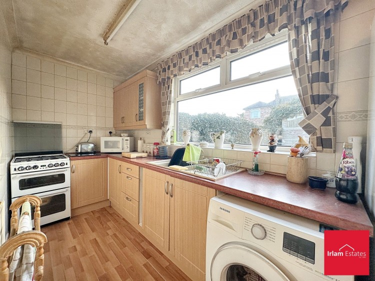 Images for Lyndhurst Avenue, Irlam, M44 EAID:3405264228 BID:2714ea13-4875-41c2-9250-130c9b5cb2ff
