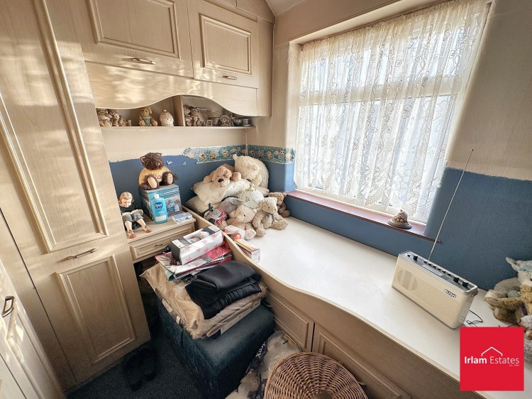 Images for Lyndhurst Avenue, Irlam, M44 EAID:3405264228 BID:2714ea13-4875-41c2-9250-130c9b5cb2ff