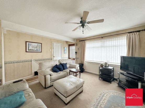 Images for Exeter Drive, Irlam, M44 EAID:3405264228 BID:2714ea13-4875-41c2-9250-130c9b5cb2ff