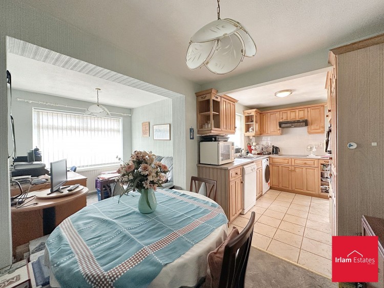Images for Exeter Drive, Irlam, M44 EAID:3405264228 BID:2714ea13-4875-41c2-9250-130c9b5cb2ff