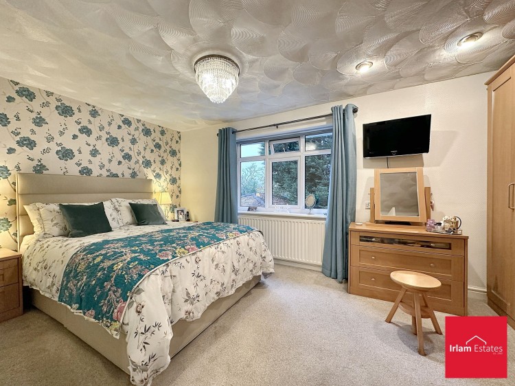 Images for Lyndhurst Avenue, Irlam, M44 EAID:3405264228 BID:2714ea13-4875-41c2-9250-130c9b5cb2ff