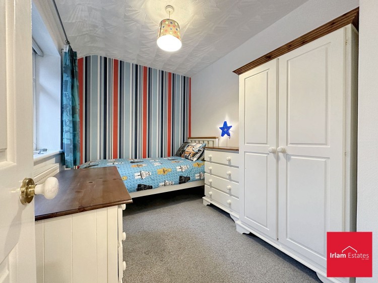 Images for Lyndhurst Avenue, Irlam, M44 EAID:3405264228 BID:2714ea13-4875-41c2-9250-130c9b5cb2ff