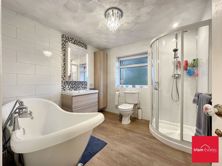 Images for Lyndhurst Avenue, Irlam, M44 EAID:3405264228 BID:2714ea13-4875-41c2-9250-130c9b5cb2ff