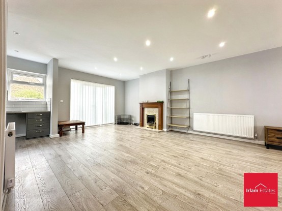 Images for School Lane, Irlam, M44 EAID:3405264228 BID:2714ea13-4875-41c2-9250-130c9b5cb2ff