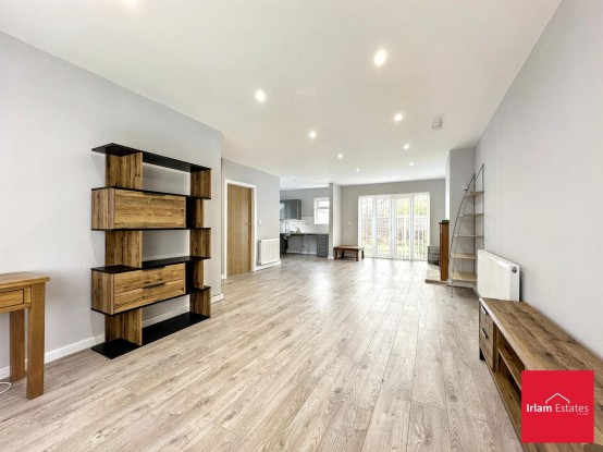 Images for School Lane, Irlam, M44 EAID:3405264228 BID:2714ea13-4875-41c2-9250-130c9b5cb2ff