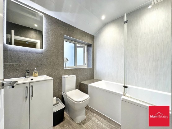 Images for Ferryhill Road, Irlam, M44 EAID:3405264228 BID:2714ea13-4875-41c2-9250-130c9b5cb2ff