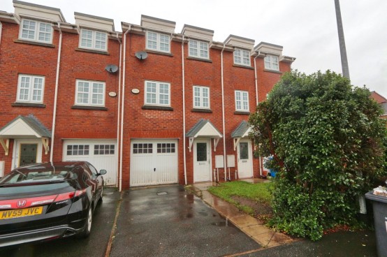 Images for Glenmuir Close, Irlam, Manchester EAID:f9612e08aa9db763e9b9345859e1a61a BID:1