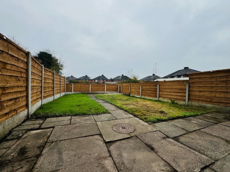 Images for Lancaster Road, Cadishead, Manchester EAID:f9612e08aa9db763e9b9345859e1a61a BID:1