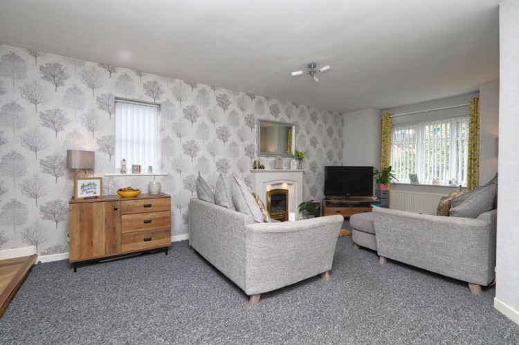 Images for Old River Close, Irlam EAID:f9612e08aa9db763e9b9345859e1a61a BID:1