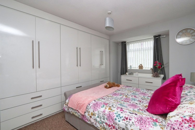 Images for Old River Close, Irlam EAID:f9612e08aa9db763e9b9345859e1a61a BID:1