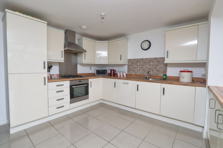 Images for Hayes Road, Cadishead EAID:f9612e08aa9db763e9b9345859e1a61a BID:1