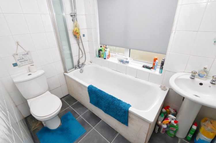 Images for Princes Avenue, Irlam EAID:f9612e08aa9db763e9b9345859e1a61a BID:1