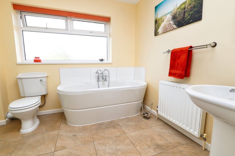 Images for Charnworth House, Manchester Road, Rixton EAID:f9612e08aa9db763e9b9345859e1a61a BID:1
