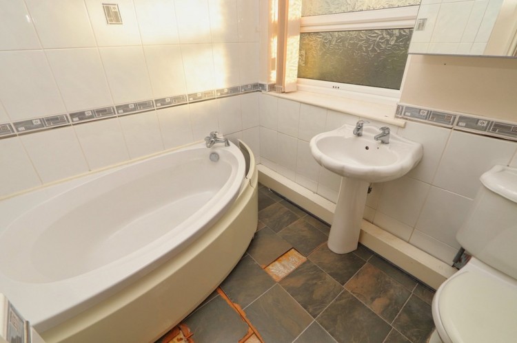 Images for Eldon Road, Irlam EAID:f9612e08aa9db763e9b9345859e1a61a BID:1