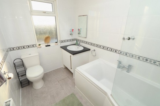 Images for Newbrook Road, Bolton EAID:f9612e08aa9db763e9b9345859e1a61a BID:1