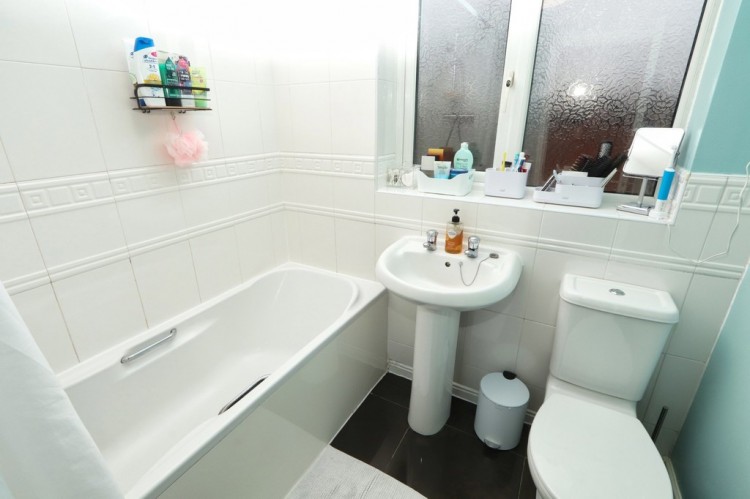Images for Calamanco Way, Irlam EAID:f9612e08aa9db763e9b9345859e1a61a BID:1