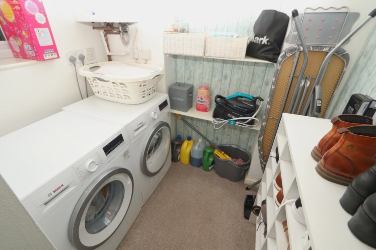 Images for Calamanco Way, Irlam EAID:f9612e08aa9db763e9b9345859e1a61a BID:1