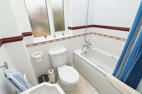 Images for Churning Terrace, Irlam EAID:f9612e08aa9db763e9b9345859e1a61a BID:1