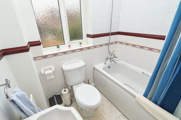 Images for Churning Terrace, Irlam EAID:f9612e08aa9db763e9b9345859e1a61a BID:1