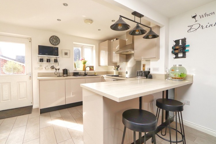 Images for Borchardt Drive, Swinton EAID:f9612e08aa9db763e9b9345859e1a61a BID:1
