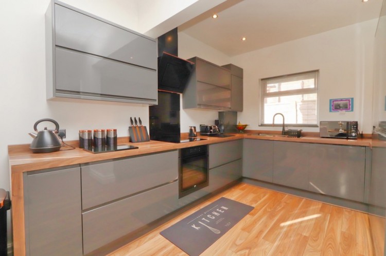 Images for Moorside Road, Swinton EAID:f9612e08aa9db763e9b9345859e1a61a BID:1