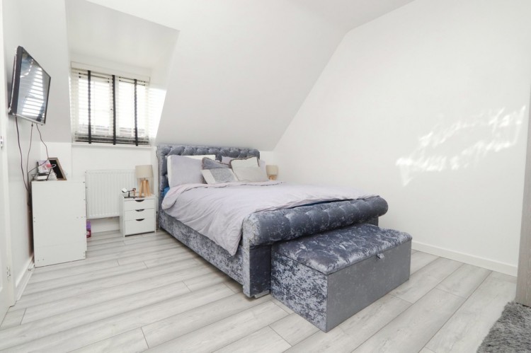 Images for 5 Mona Way, Irlam EAID:f9612e08aa9db763e9b9345859e1a61a BID:1