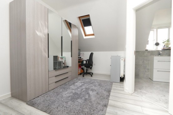 Images for 5 Mona Way, Irlam EAID:f9612e08aa9db763e9b9345859e1a61a BID:1