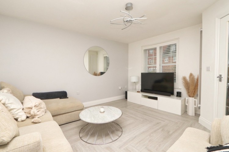 Images for Roseway Avenue, Cadishead EAID:f9612e08aa9db763e9b9345859e1a61a BID:1