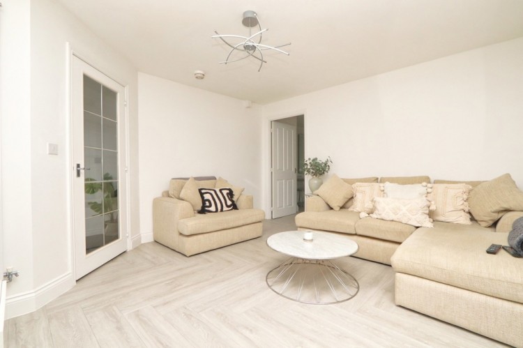 Images for Roseway Avenue, Cadishead EAID:f9612e08aa9db763e9b9345859e1a61a BID:1