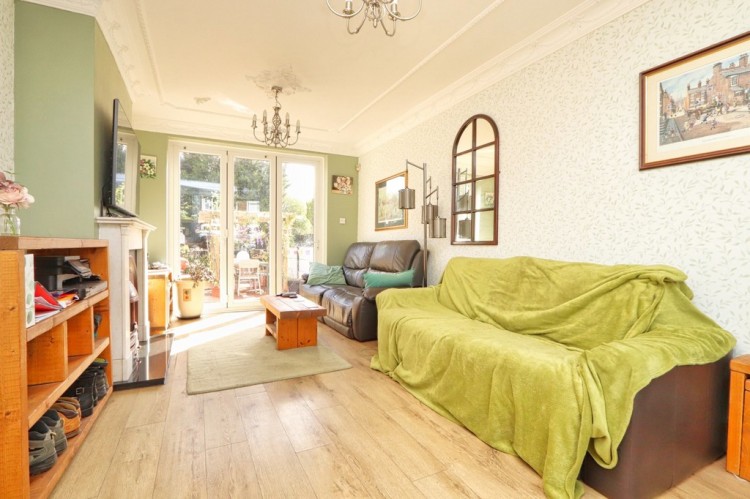 Images for Silverdale Avenue, Irlam EAID:f9612e08aa9db763e9b9345859e1a61a BID:1