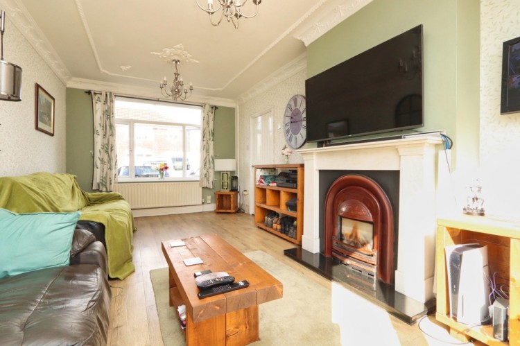 Images for Silverdale Avenue, Irlam EAID:f9612e08aa9db763e9b9345859e1a61a BID:1