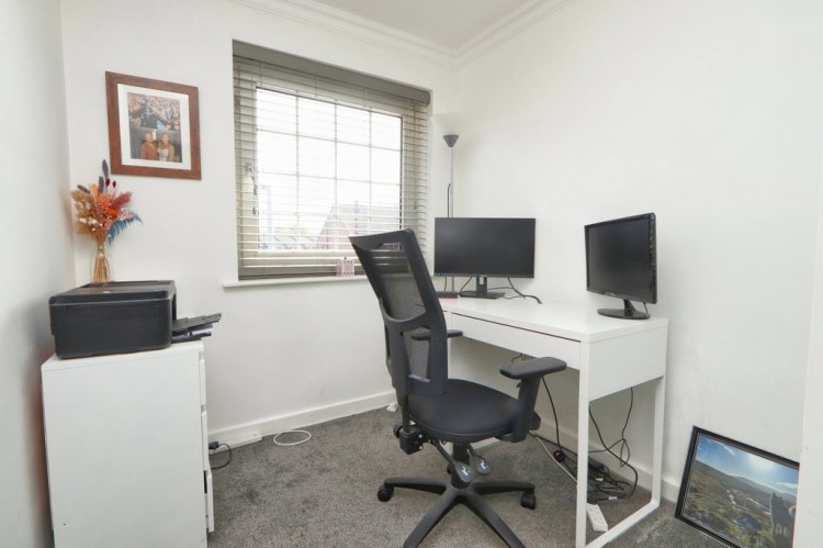 Images for Colling Close, Irlam EAID:f9612e08aa9db763e9b9345859e1a61a BID:1
