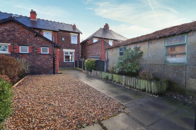 Images for 356 Liverpool Road, Irlam EAID:f9612e08aa9db763e9b9345859e1a61a BID:1