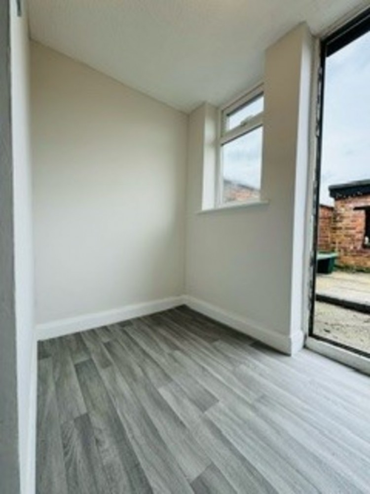 Images for 251 Leigh Road Westhoughton EAID:f9612e08aa9db763e9b9345859e1a61a BID:1