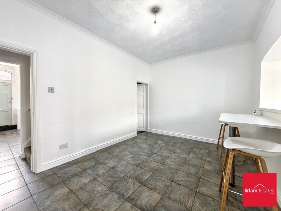 Images for Worsley, Manchester EAID:f9612e08aa9db763e9b9345859e1a61a BID:1