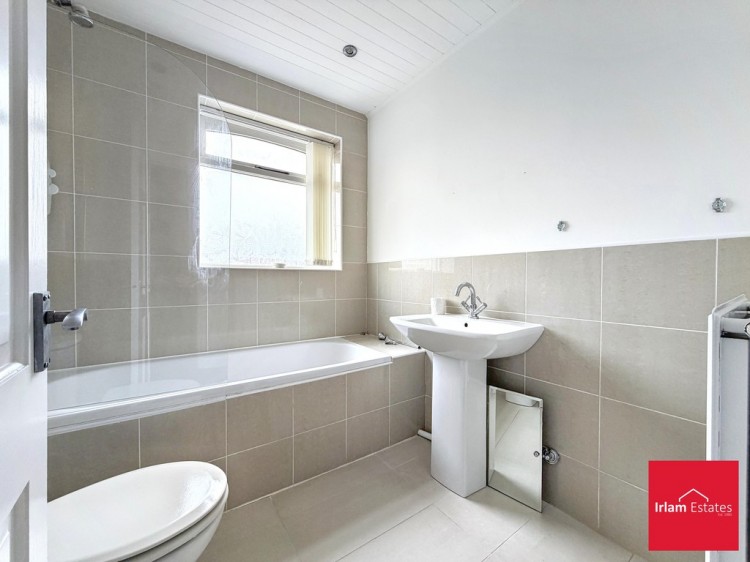 Images for Worsley, Manchester EAID:f9612e08aa9db763e9b9345859e1a61a BID:1