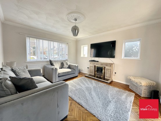 Images for 1 Queensway, Irlam, Manchester EAID:f9612e08aa9db763e9b9345859e1a61a BID:1