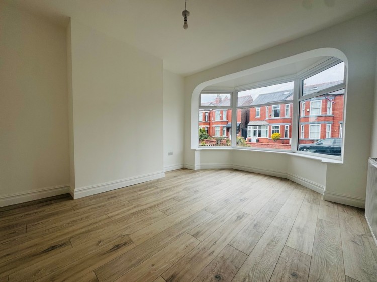 Images for Longmead Road, Salford EAID:f9612e08aa9db763e9b9345859e1a61a BID:1