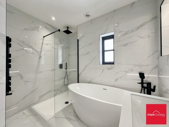 Images for Worsley, Manchester EAID:f9612e08aa9db763e9b9345859e1a61a BID:1