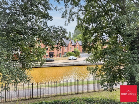 Images for Worsley, Manchester EAID:f9612e08aa9db763e9b9345859e1a61a BID:1