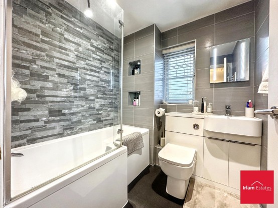 Images for Stickens Lock Lane, Irlam, M44 EAID:3405264228 BID:2714ea13-4875-41c2-9250-130c9b5cb2ff