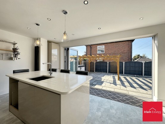 Images for Roscoe Road, Irlam, M44 EAID:3405264228 BID:2714ea13-4875-41c2-9250-130c9b5cb2ff