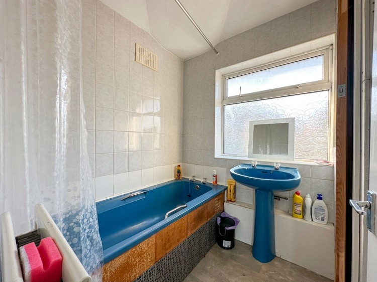 Images for Liverpool Road, 194 Liverpool Road, M44 EAID:3405264228 BID:2714ea13-4875-41c2-9250-130c9b5cb2ff