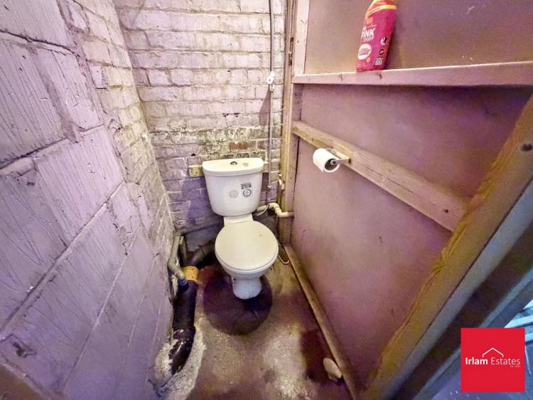 Images for Liverpool Road, Irlam, M44 EAID:3405264228 BID:2714ea13-4875-41c2-9250-130c9b5cb2ff