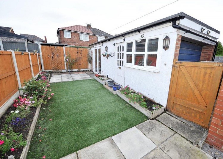 Images for Harewood Road, Irlam, M44 EAID:3405264228 BID:2714ea13-4875-41c2-9250-130c9b5cb2ff